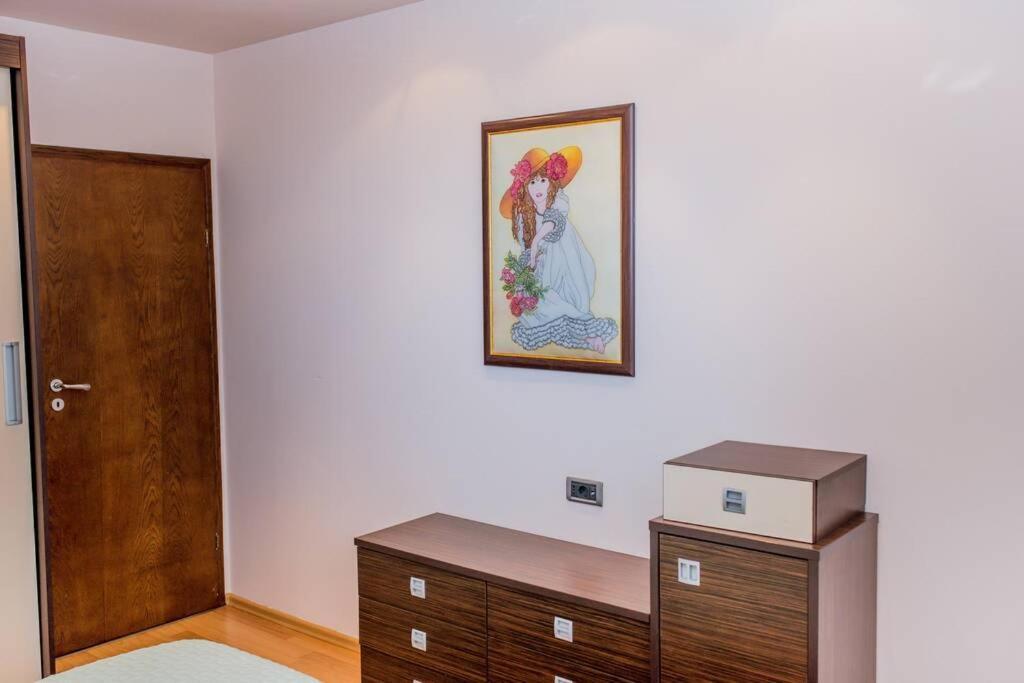 Sea View Apartment Next To Sea Garden And Beach Варна Экстерьер фото